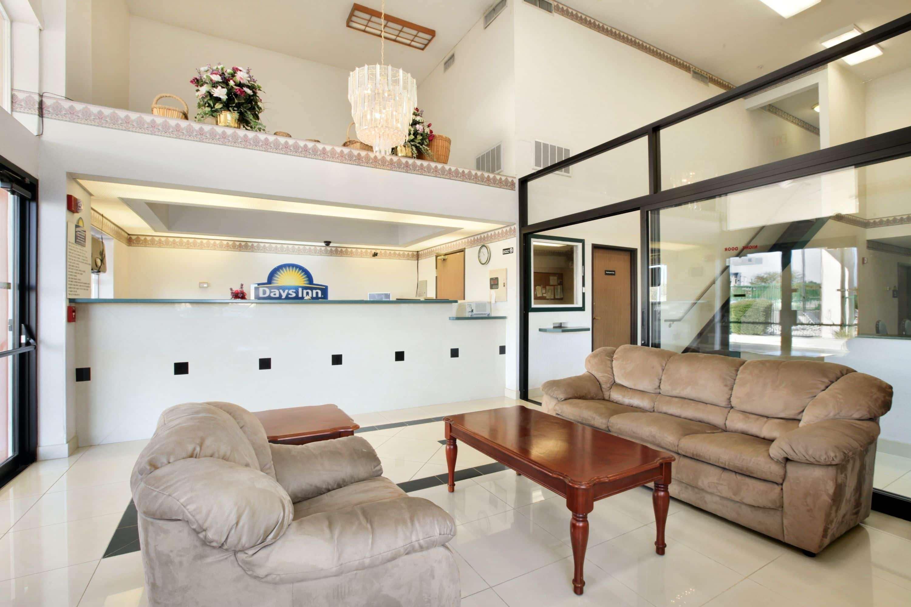 Days Inn By Wyndham Phoenix North Bagian luar foto